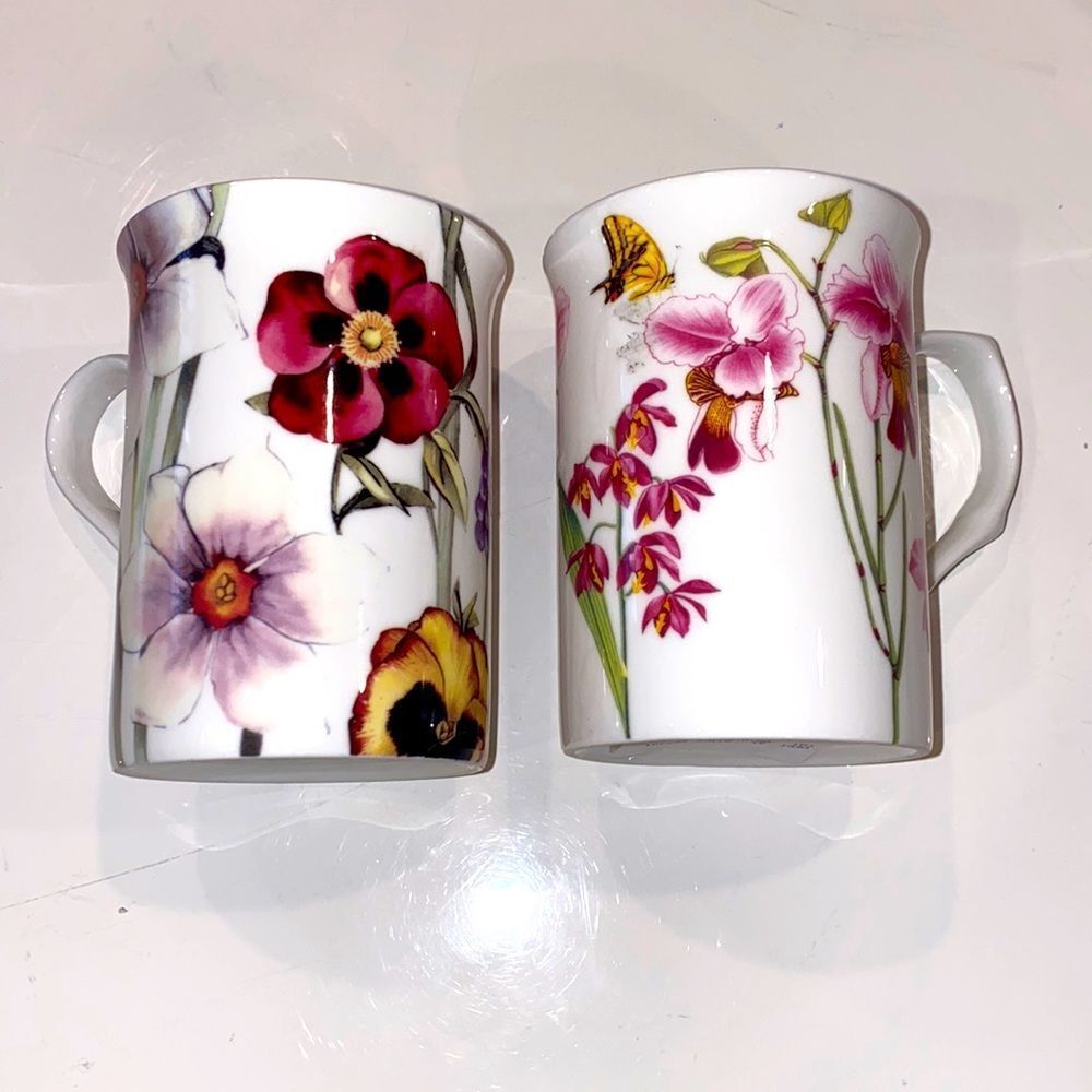 New Set of 2 Stechcol Floral mugs